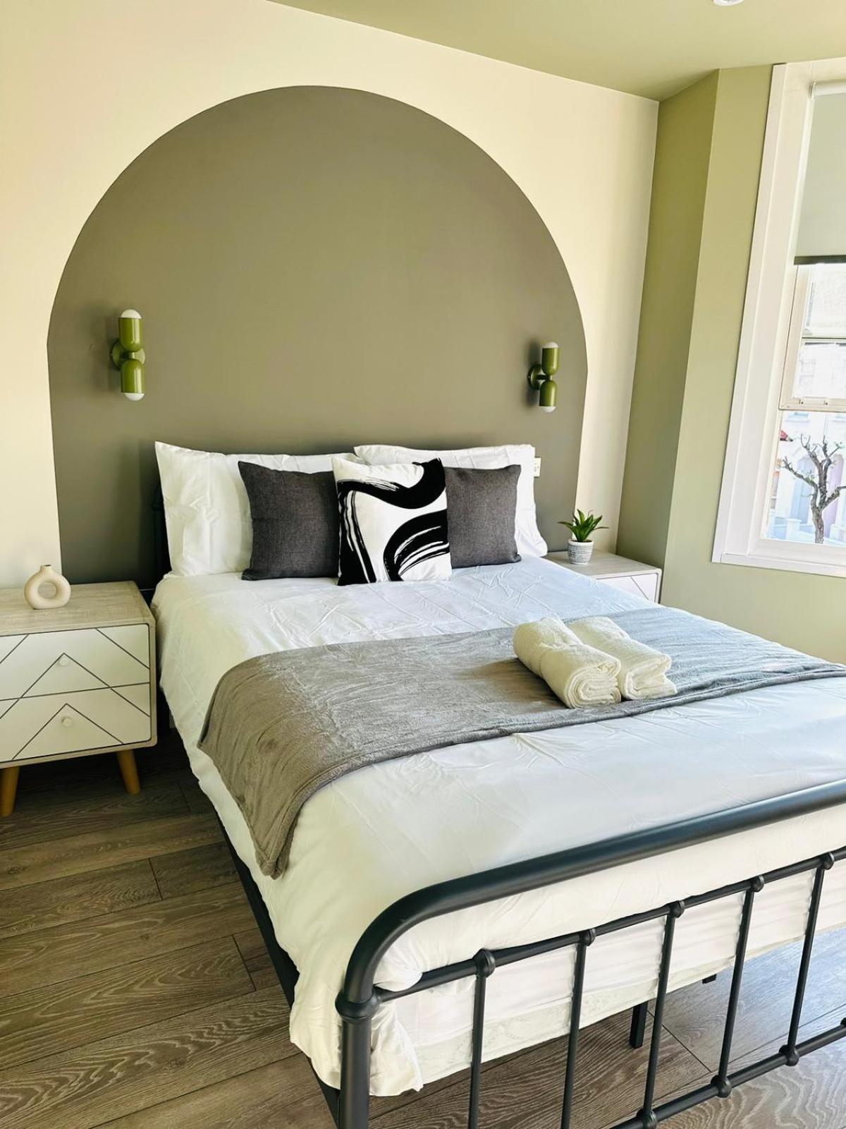 London Boutique Ensuite Room Like Hotel Exterior photo